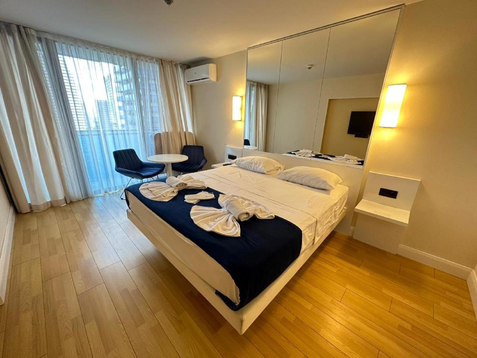 Holiday Point Orbi City Батумі Екстер'єр фото