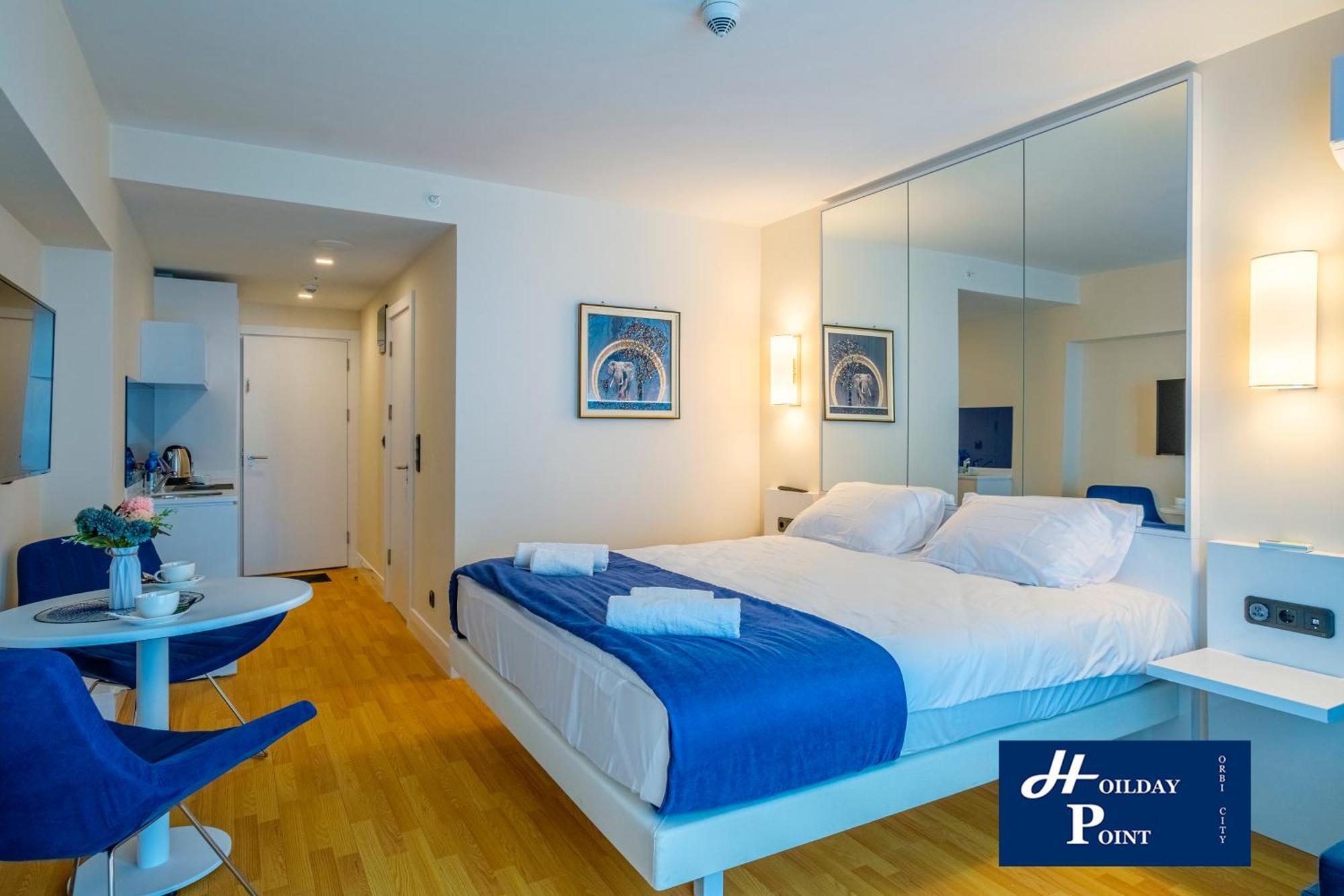Holiday Point Orbi City Батумі Екстер'єр фото